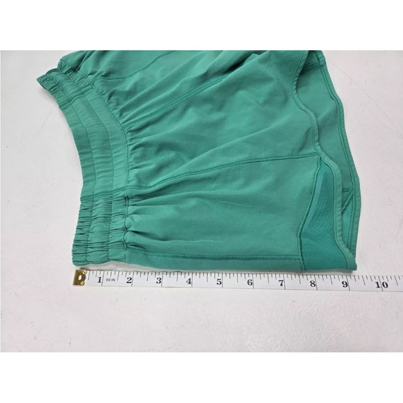 Lululemon Hotty Hot High-Rise Lined Short 4" Kelly Green Size 4 Womens - Picture 8 of 8